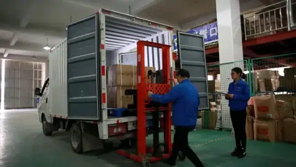 warehouse-shipping-600x340