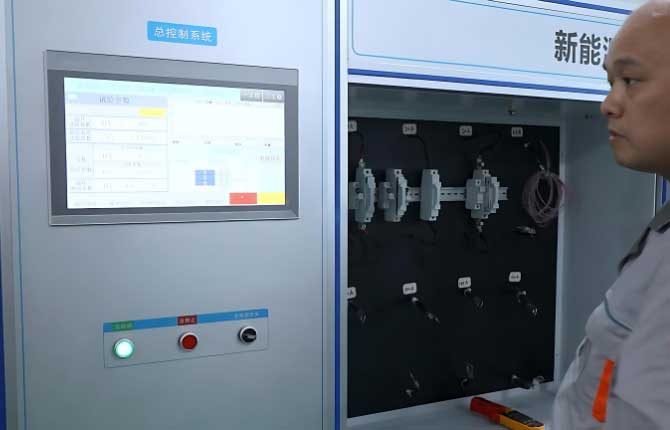 Voltage Testing Equipment